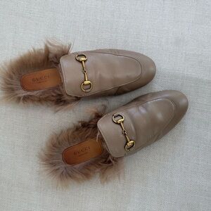 Gucci Tan Brown Leather Mules with Horsebit Detail